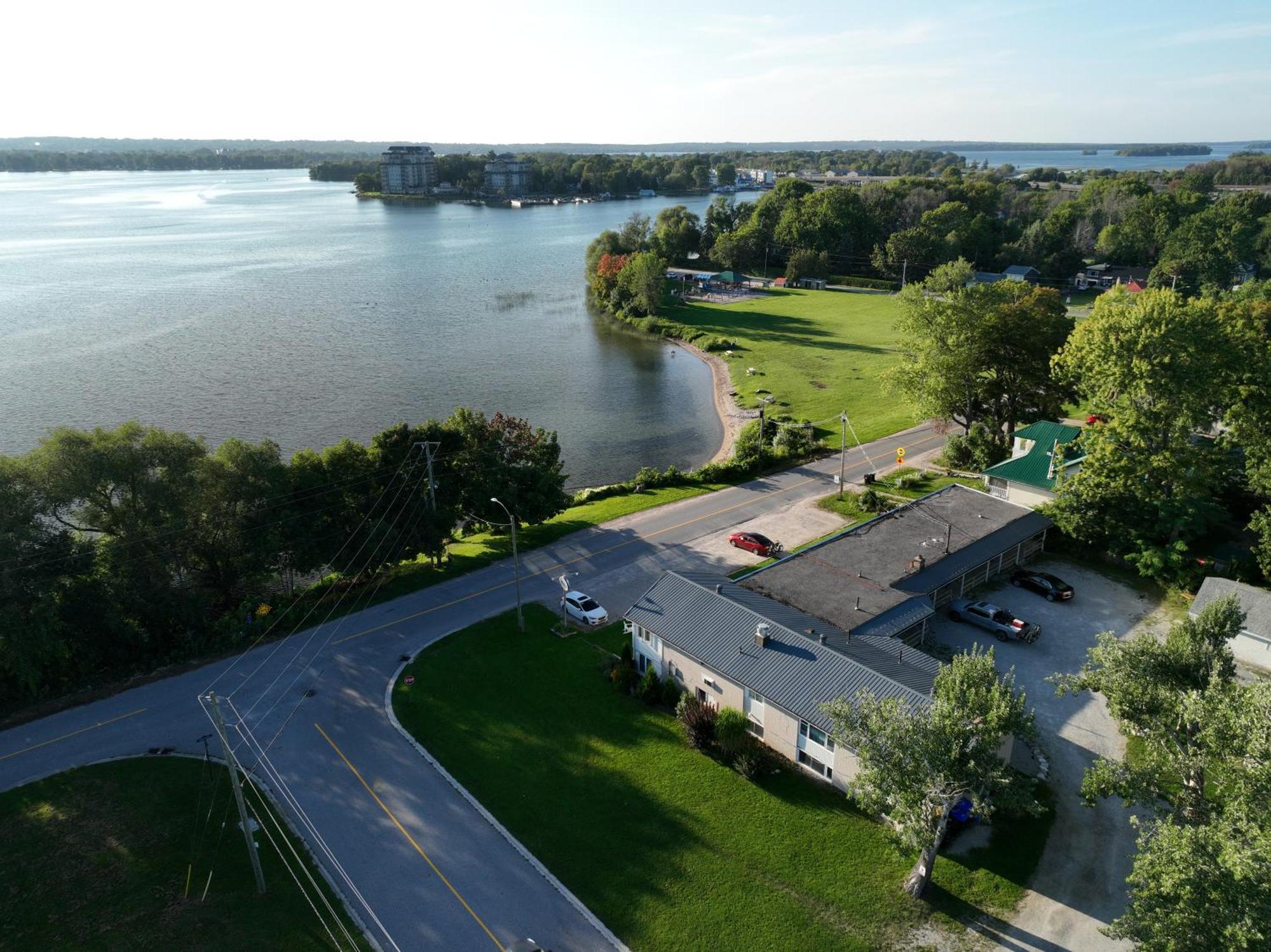 Lakeside Inn Orillia Exteriér fotografie